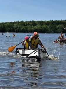 Usain Boat Paddling